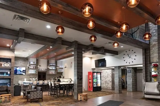 Hampton Inn & Suites Elizabeth Newark Airport - Lobi