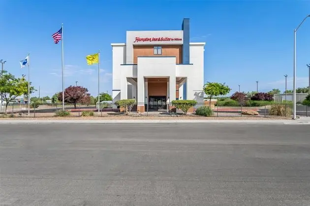 Hampton Inn & Suites Farmington - Dış Mekan