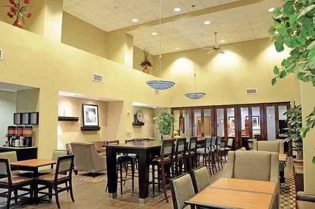 Hampton Inn & Suites Flowery Branch Lake Lanier