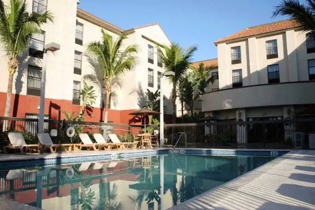 Hampton Inn & Suites Fort Myers Beach/Sanibel - Havuz