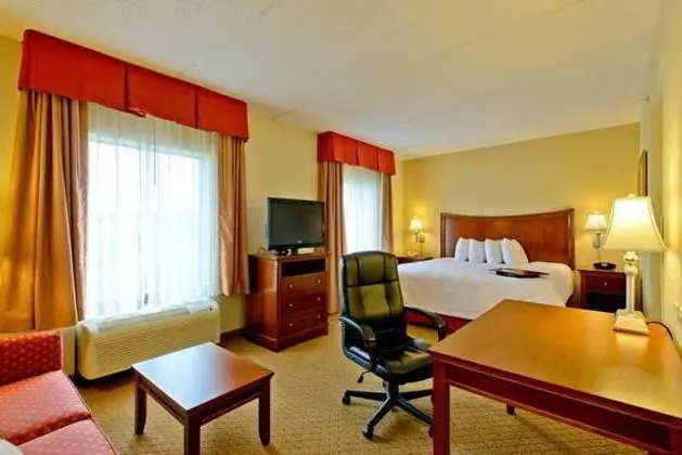 Hampton Inn & Suites Frederick-Fort Detrick