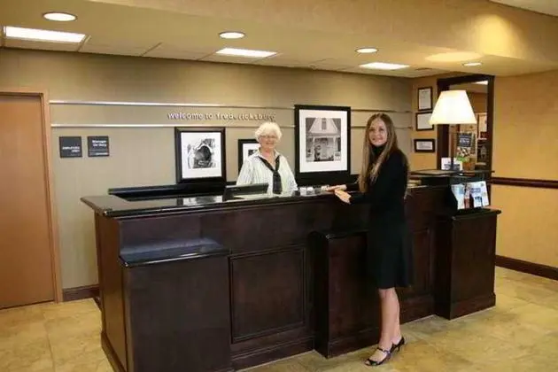 Hampton Inn & Suites Fredericksburg