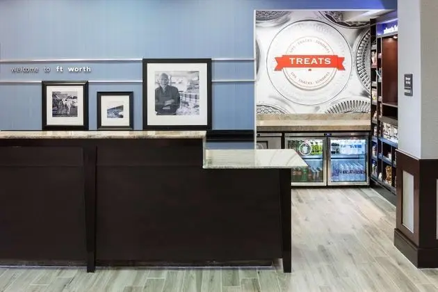 Hampton Inn & Suites Ft. Worth-Burleson - Lobi