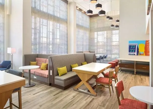 Hampton Inn & Suites Fultondale Birmingham I 65, AL - Lobi