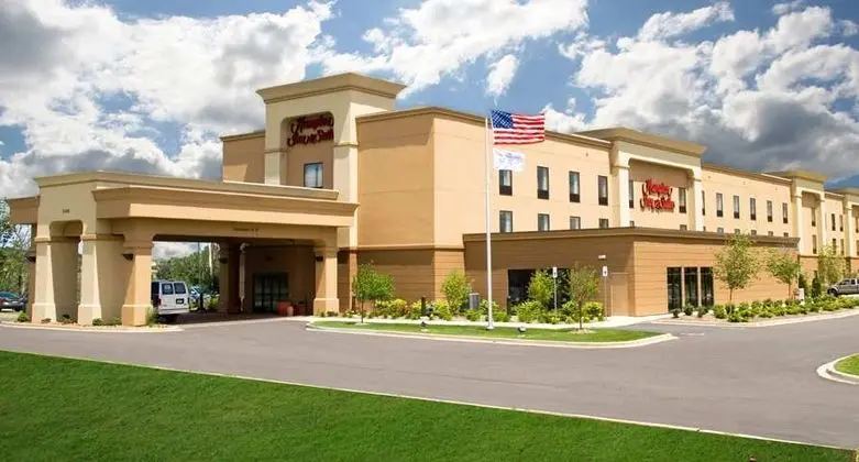 Hampton Inn & Suites Grand Rapids-Airport 28th