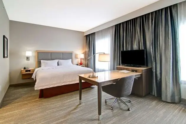 Hampton Inn & Suites Grande Prairie