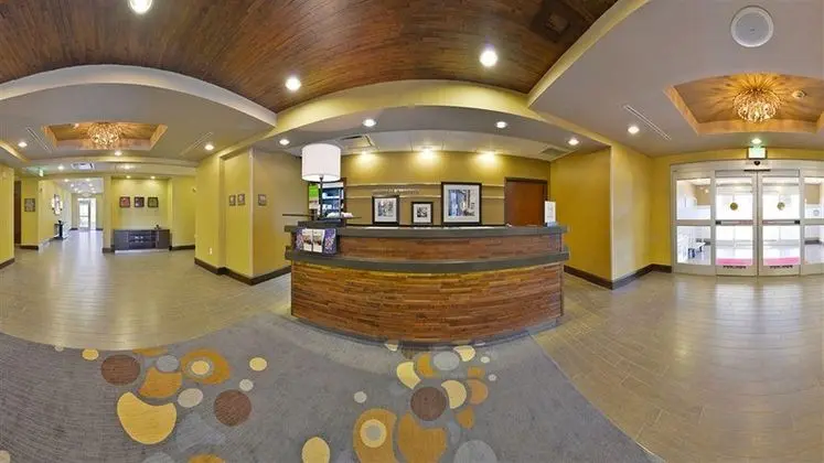 Hampton Inn & Suites Greensboro/Coliseum Area, NC