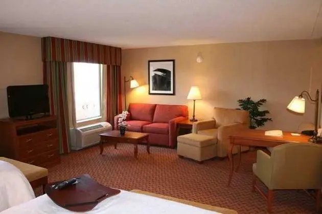 Hampton Inn & Suites Hartford/East Hartford, CT - Genel