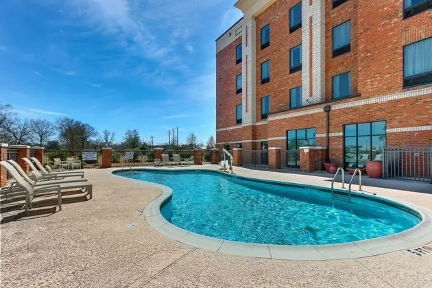 Hampton Inn & Suites Hartsville, SC - Havuz