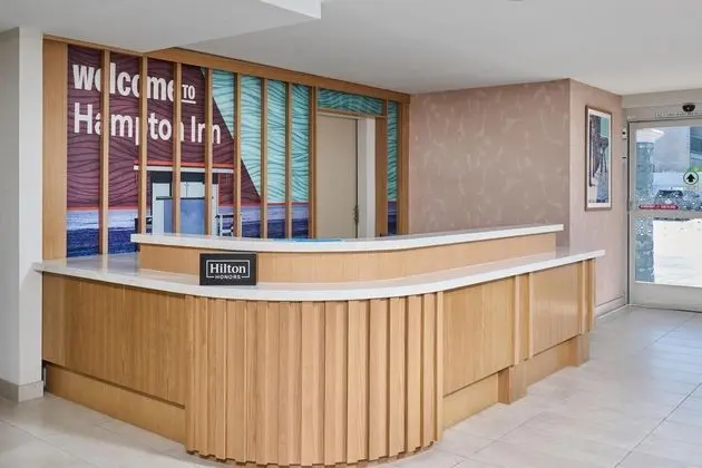 Hampton Inn & Suites Hermosa Beach, CA - Lobi