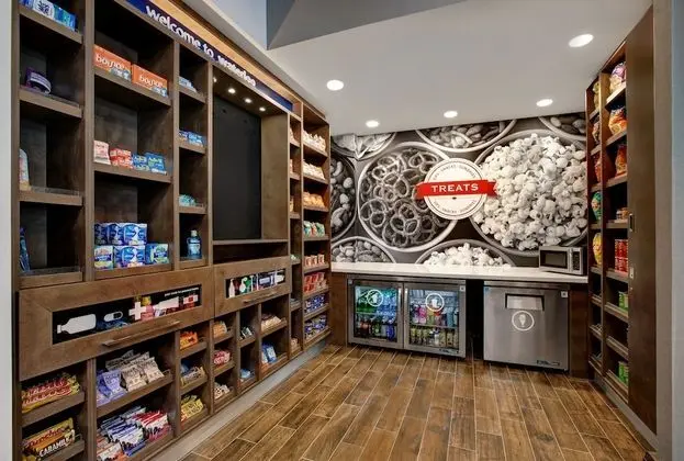 Hampton Inn & Suites by Hilton Waterloo St. Jacobs - Yerinde Yemek