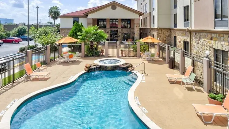 Hampton Inn & Suites Houston Clear Lake-NASA - Havuz