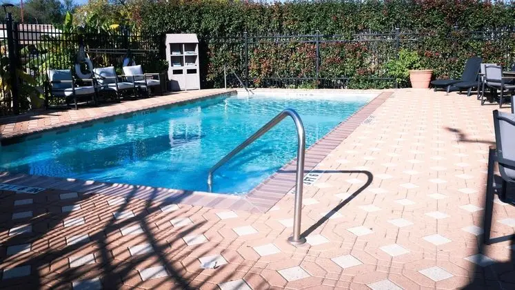 Hampton Inn & Suites Houston-Katy - Havuz