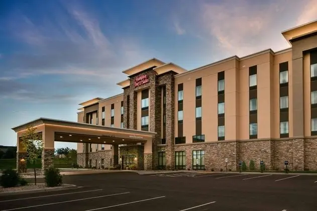 Hampton Inn and Suites Hudson, WI
