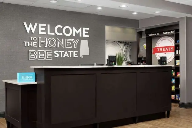Hampton Inn & Suites Huntsville/Research - Lobi