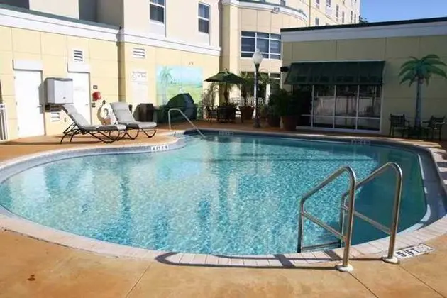 Hampton Inn & Suites Jacksonville Deerwood Park