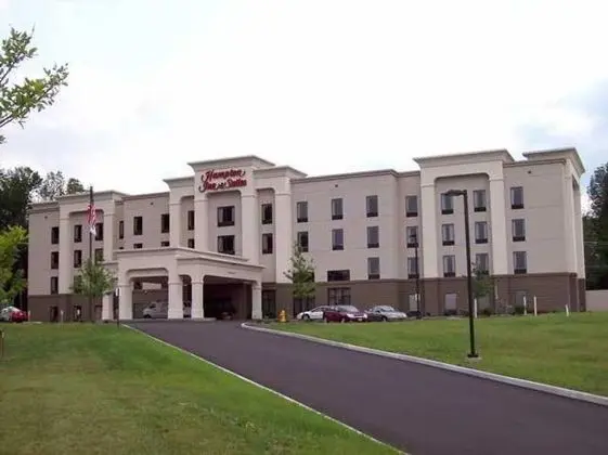 Hampton Inn & Suites Jamestown, NY