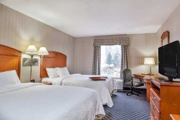 Hampton Inn & Suites Jamestown, NY