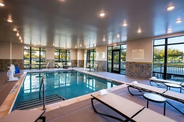Hampton Inn & Suites Keller Town Center - Havuz