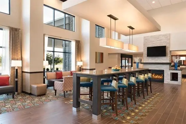 Hampton Inn & Suites Kenosha - Genel