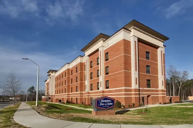 Hampton Inn & Suites Knightdale, NC - Dış Mekan