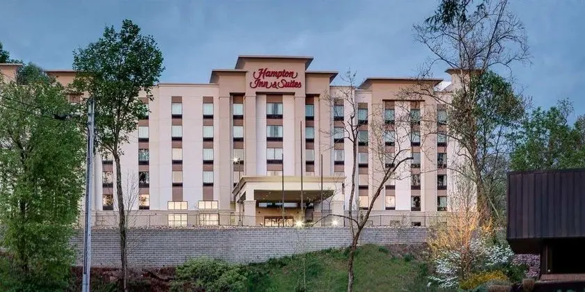 Hampton Inn and Suites Knoxville Papermill Drive