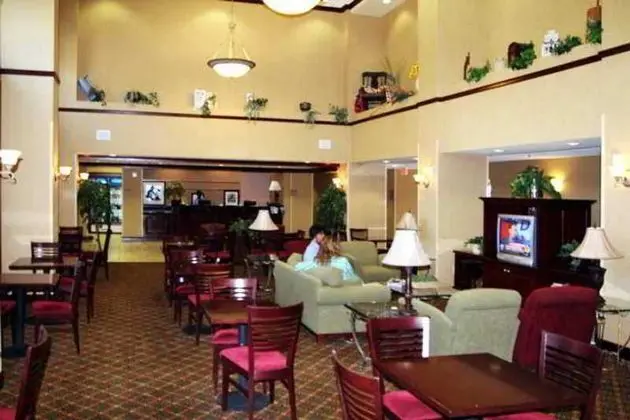 Hampton Inn & Suites Lafayette