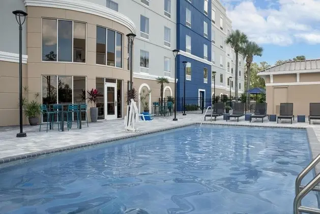 Hampton Inn & Suites Lake City, FL - Havuz