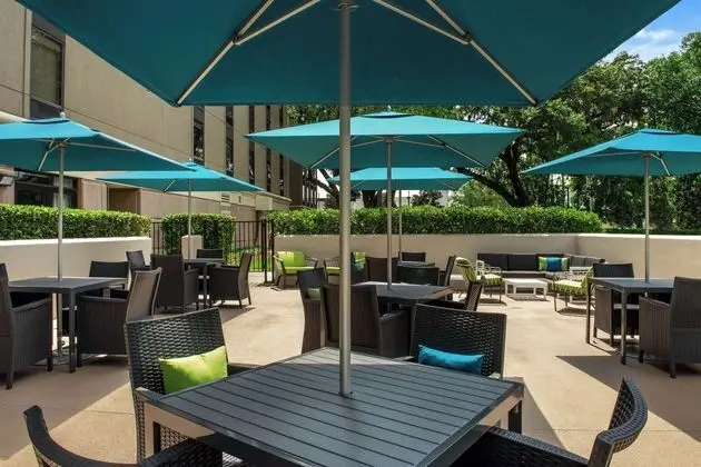 Hampton Inn & Suites Lake Mary Colonial Townpark - Havuz