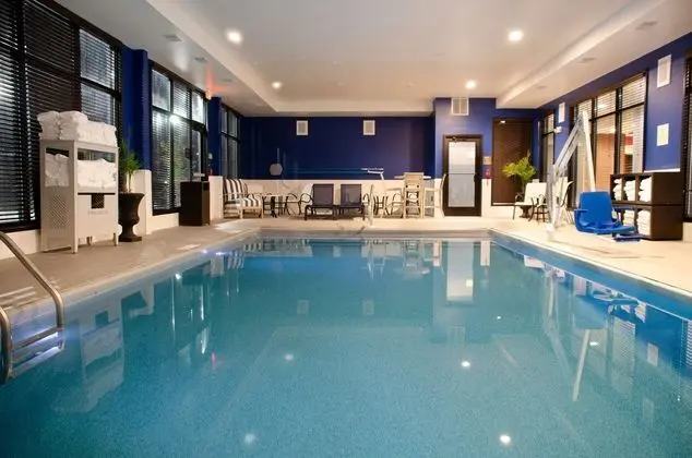 Hampton Inn & Suites Lebanon, PA - Havuz