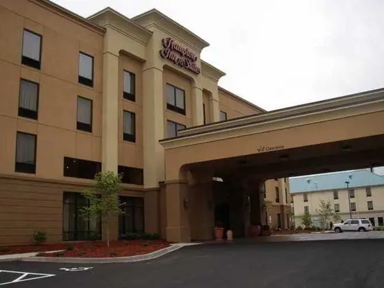 Hampton Inn & Suites Louisville East 