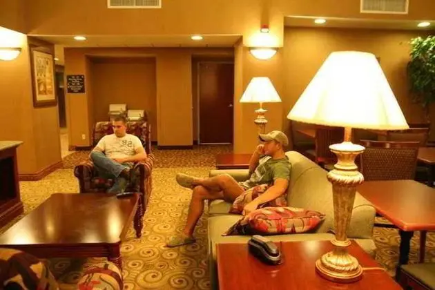 Hampton Inn & Suites Madisonville 