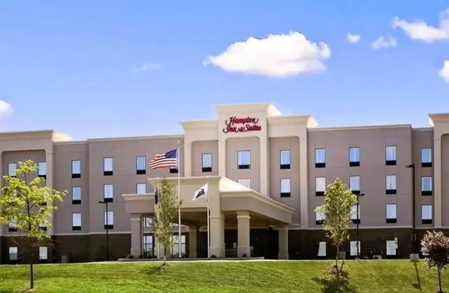 Hampton Inn & Suites Mansfield, PA