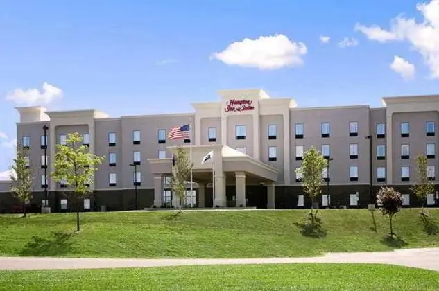 Hampton Inn & Suites Mansfield, PA