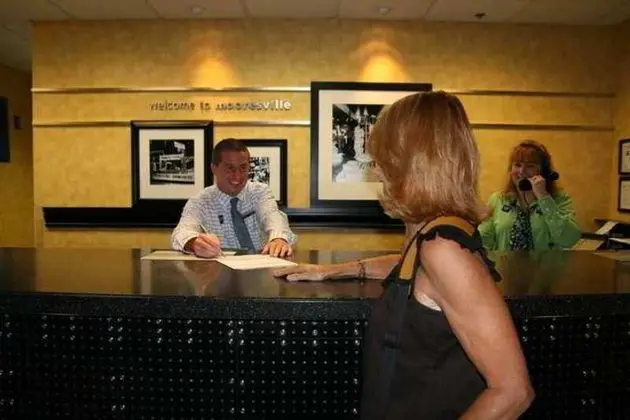 Hampton Inn & Suites Mooresville