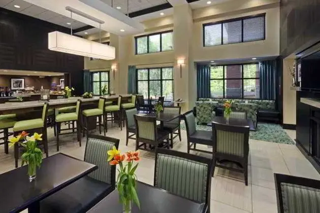 Hampton Inn & Suites Mt. Vernon Belvoir Alexandria