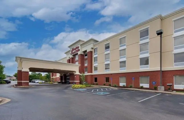 Hampton Inn & Suites Murfreesboro - Dış Mekan