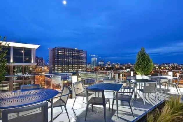 Hampton Inn & Suites Nashville Downtown Capitol View - Dış Mekan