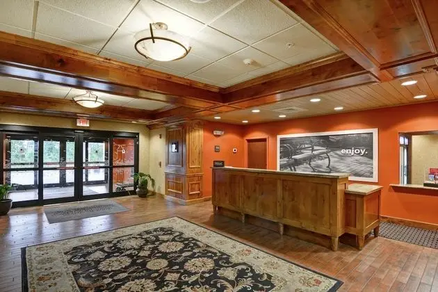Hampton Inn and Suites New Hartford/Utica - Lobi