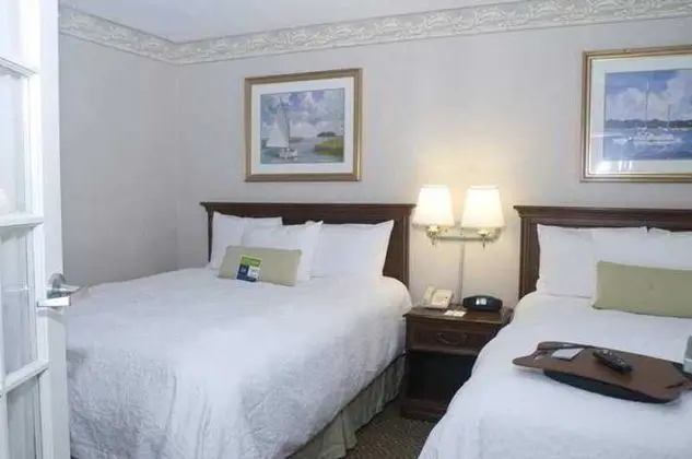 Hampton Inn & Suites Newport Middletown