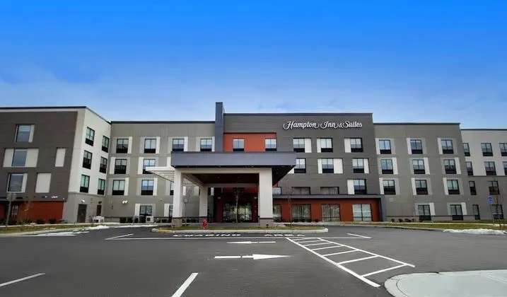 Hampton Inn & Suites North Attleboro - Dış Mekan