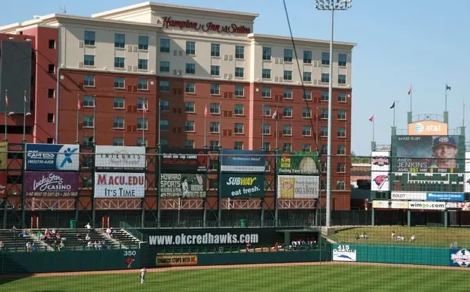 Hampton Inn & Suites Oklahoma City-Bricktown - Dış Mekan