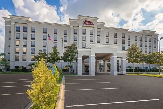 Hampton Inn & Suites Orlando Intl Dr N - Dış Mekan