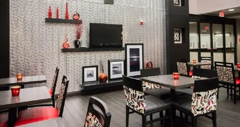 Hampton Inn & Suites OrlandoJohnYoungPkwySouthPark