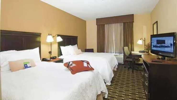 Hampton Inn & Suites Palestine - Genel