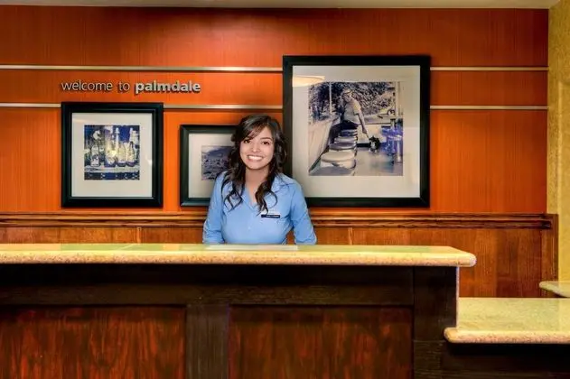 Hampton Inn & Suites Palmdale - Lobi