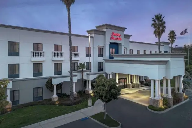 Hampton Inn & Suites Paso Robles - Dış Mekan