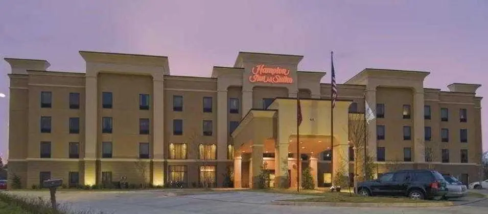 Hampton Inn & Suites Pine Bluff