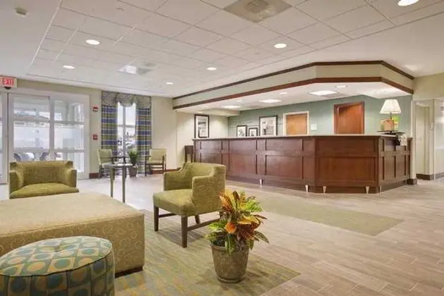 Hampton Inn & Suites Providence Warwick-Airport