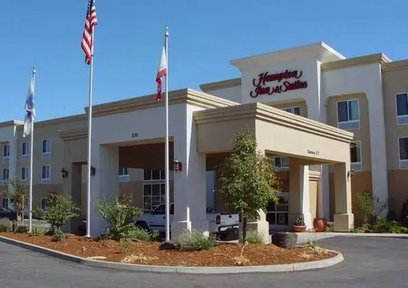 Hampton Inn & Suites Red Bluff